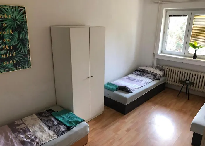 Vystaviste Bvv Хостел Брно